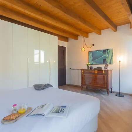 Luini 7 By Rent Apartamento *