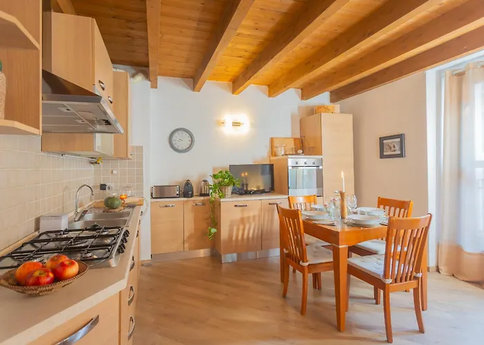 Appartement Luini 7 By Rent *